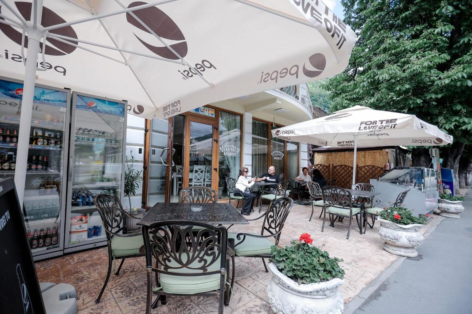 Restaurant Select 4* Băile Herculane